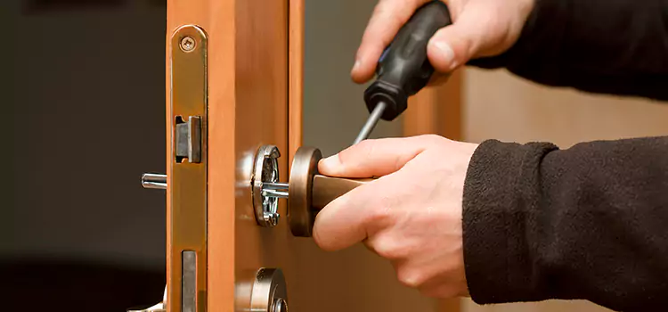Semi Truck Locksmith Bay Shore