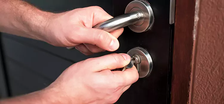 Door Closer Repair & Installation Bay Shore